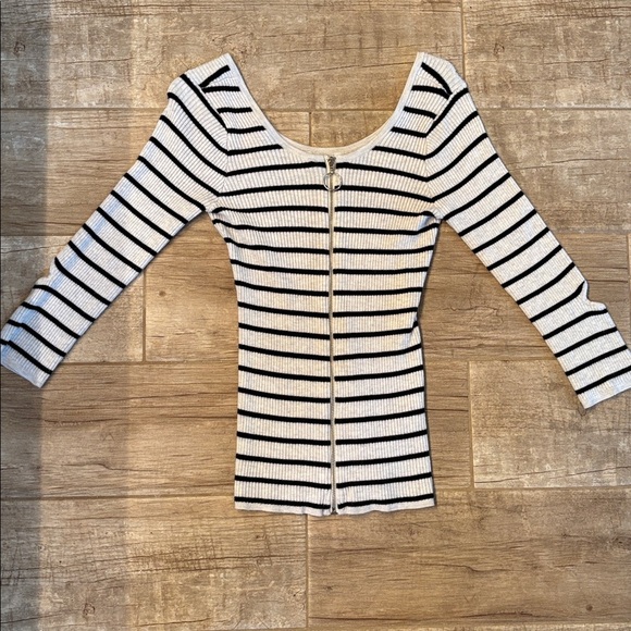 Guess Striped Ribbed Zip-Up Sweater Top - Picture 1 of 3